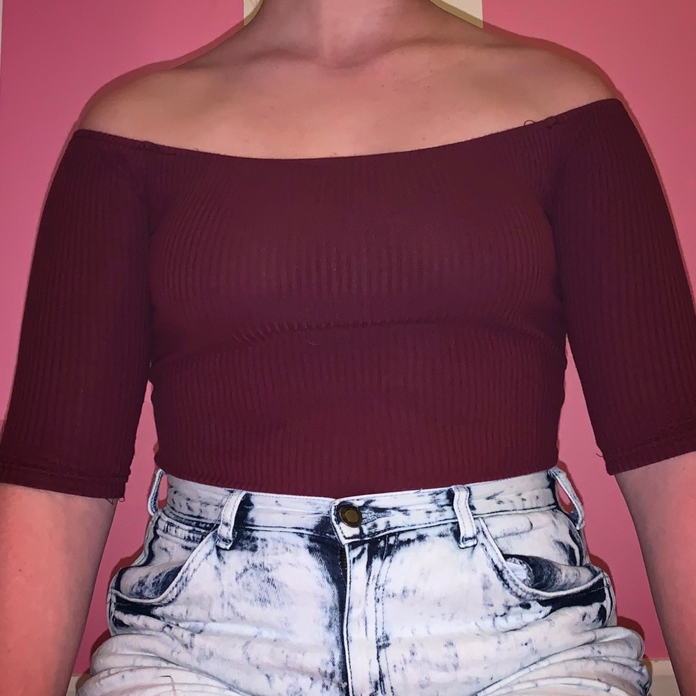 Off-the-shoulder body suit